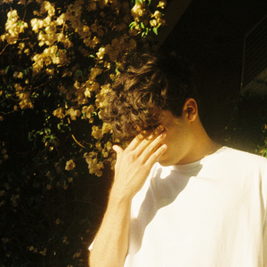 国产边摸边吃奶边做爽视频
